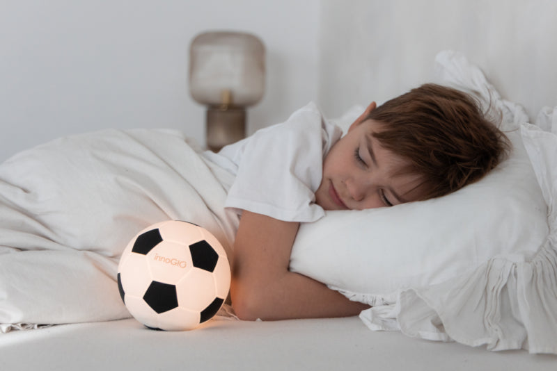 Luz de noche LED de silicona GIOball - Innogio