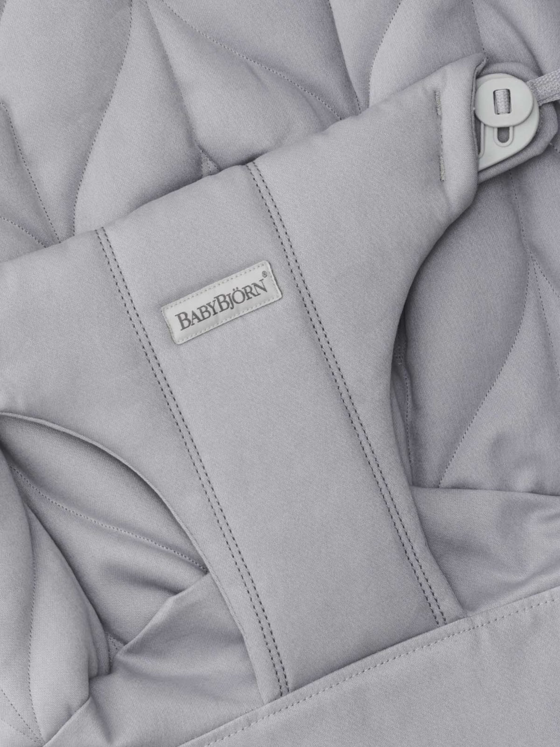 Asiento de tela adicional para hamaca Bliss acolchado pétalo gris claro - Babybjörn