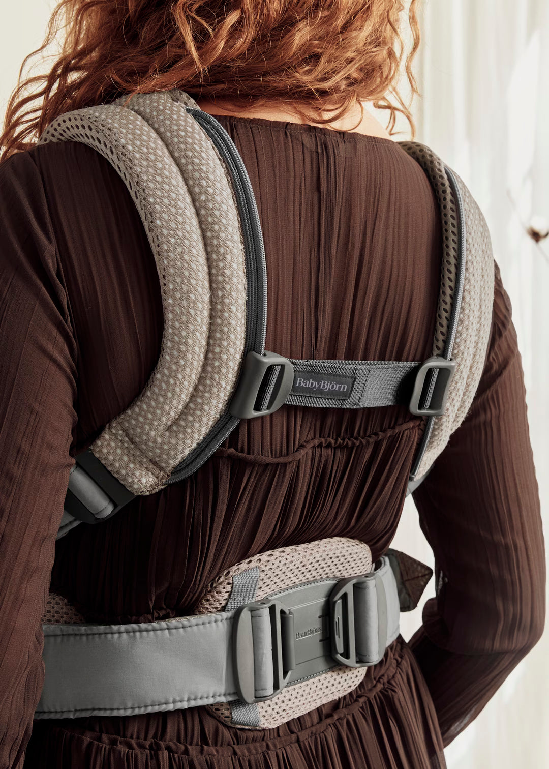 Mochila portabebé Harmony Arena malla 3D - Babybjörn